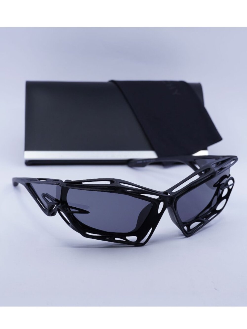 Givenchy GV40081I 02A Geometric Sunglasses - Black/Grey Mirror